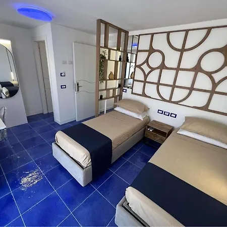 Luxury In The Heart Of Tropea- Residenza Aqualaguna