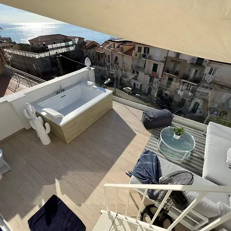 Luxury In The Heart Of Tropea- Residenza Aqualaguna Apartment