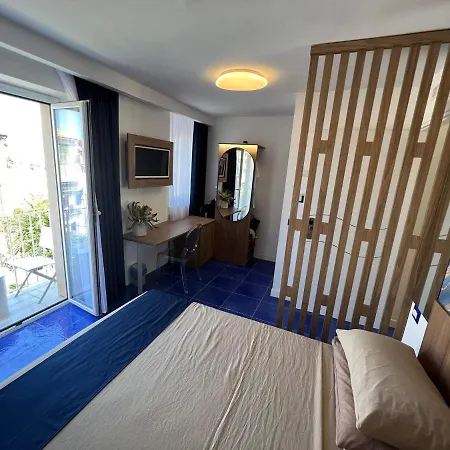 Luxury In The Heart Of Tropea- Residenza Aqualaguna