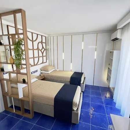 Luxury In The Heart Of Tropea- Residenza Aqualaguna *