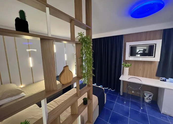 Luxury In The Heart Of Tropea- Residenza Aqualaguna *