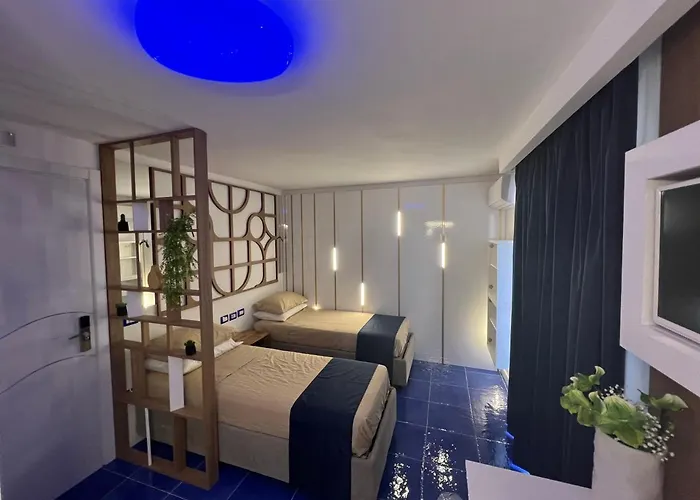 Luxury In The Heart Of Tropea- Residenza Aqualaguna 公寓 *